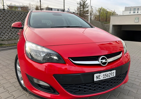 Opel Astra cena 33888 przebieg: 206300, rok produkcji 2015 z Lublin małe 277